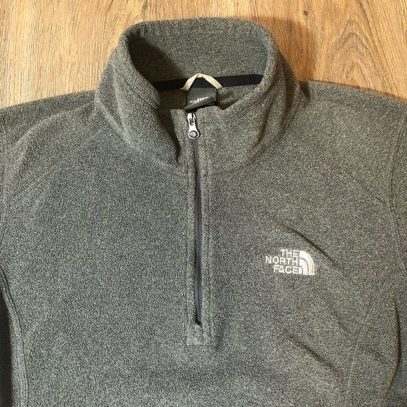 The North Face Grey Fleece Half Zip Pullover - Picture 3 of 13